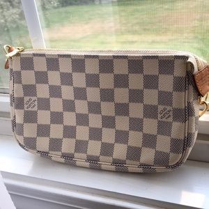 Louis Vuitton Pochette Accessories in Azur
